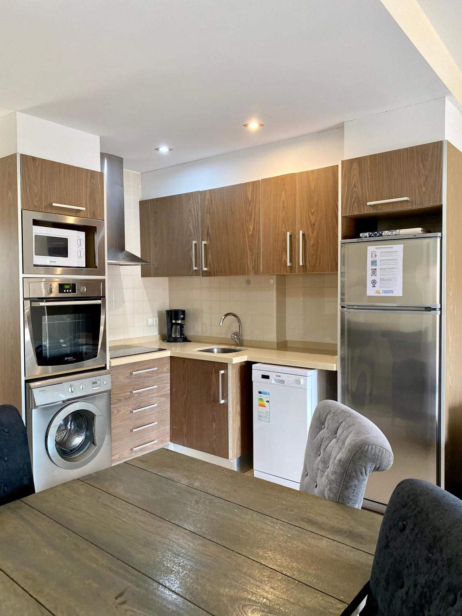 Apartamentos Carlton Vyb Denia Eksteriør bilde