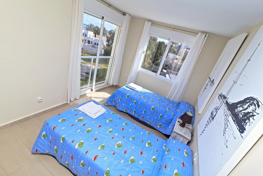 Apartamentos Carlton Vyb Denia Eksteriør bilde
