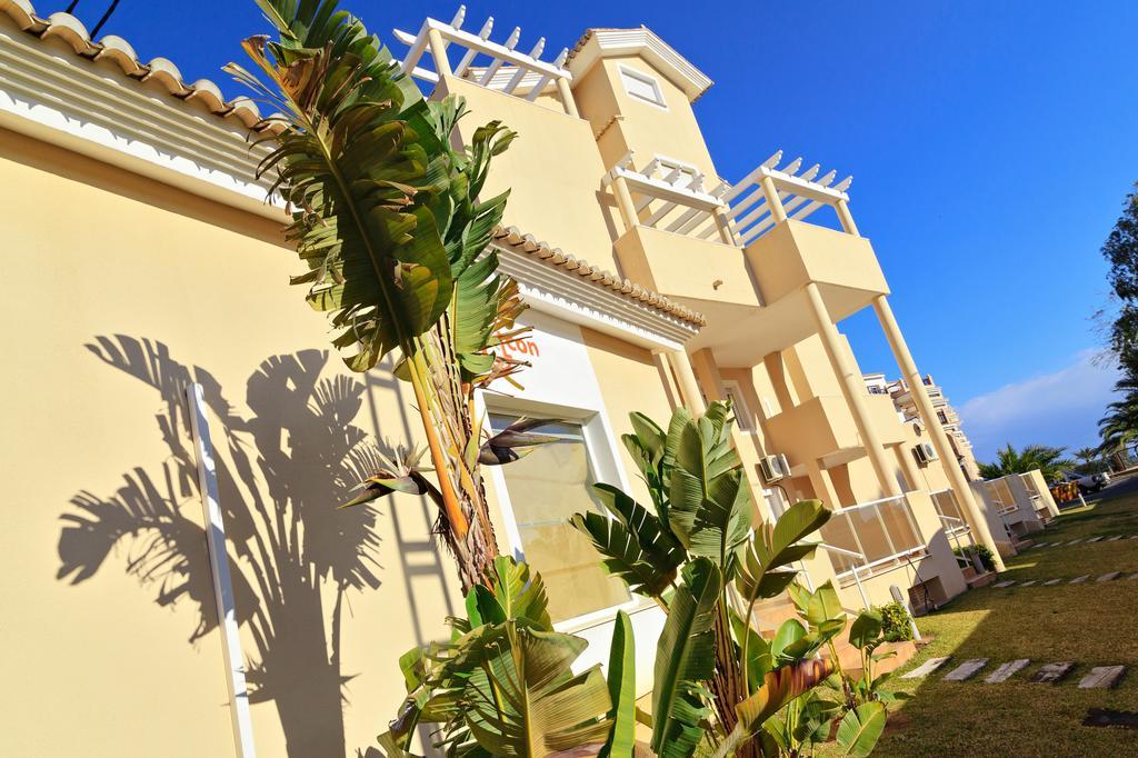 Apartamentos Carlton Vyb Denia Eksteriør bilde