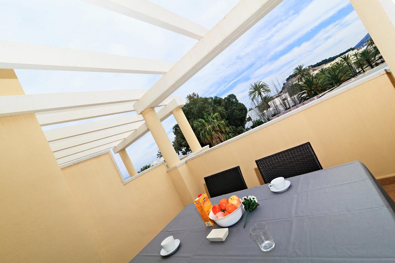 Apartamentos Carlton Vyb Denia Eksteriør bilde